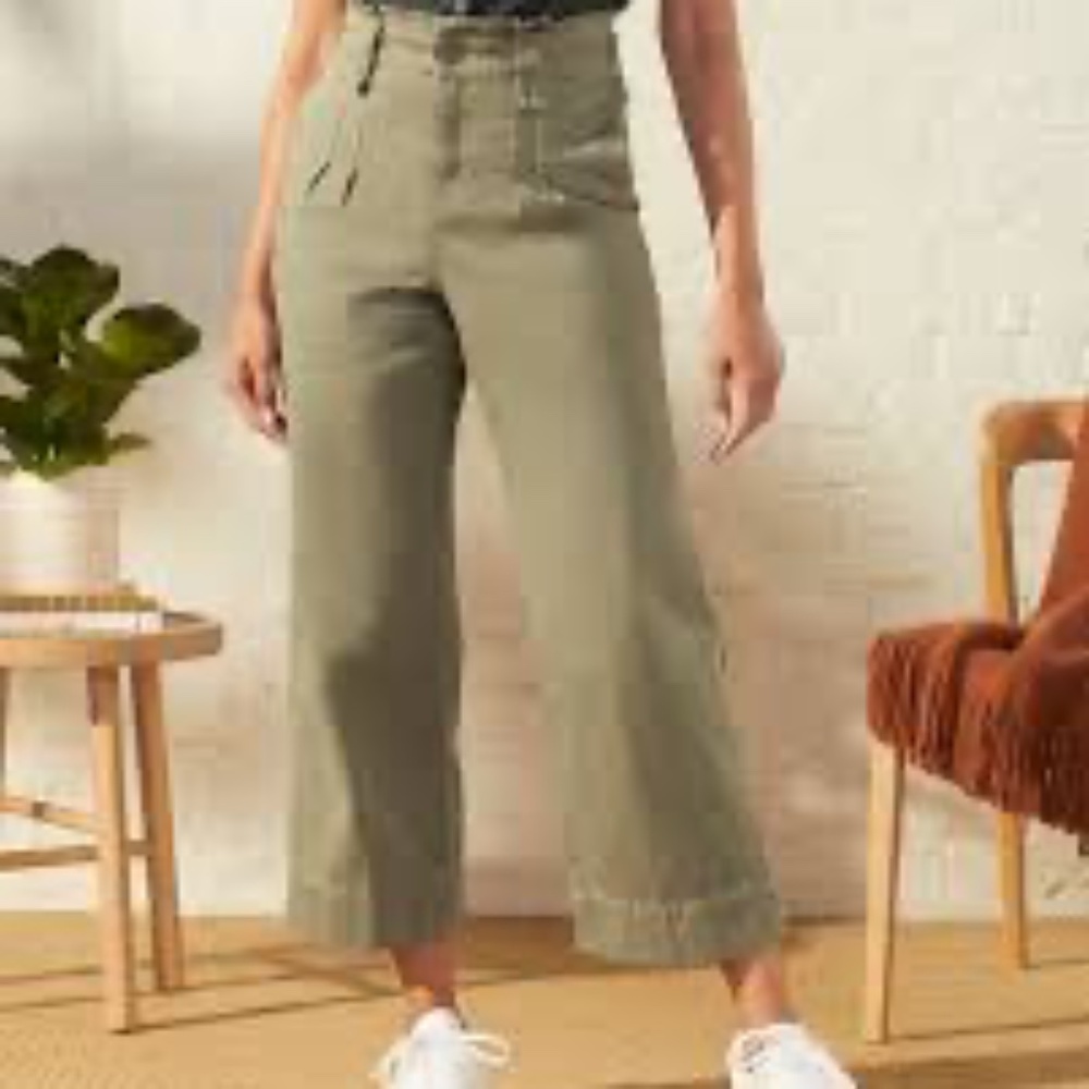 Up West Green high waist pants